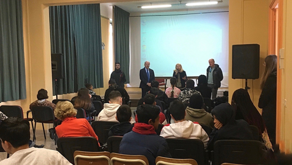 “MARITA - Nei Mari di Taranto” alla Scuola Media Dante 